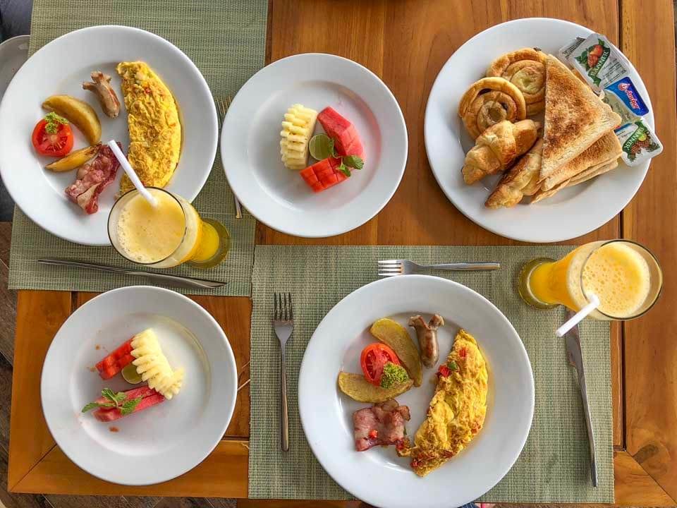Café da manhã no UbudOne Villas
