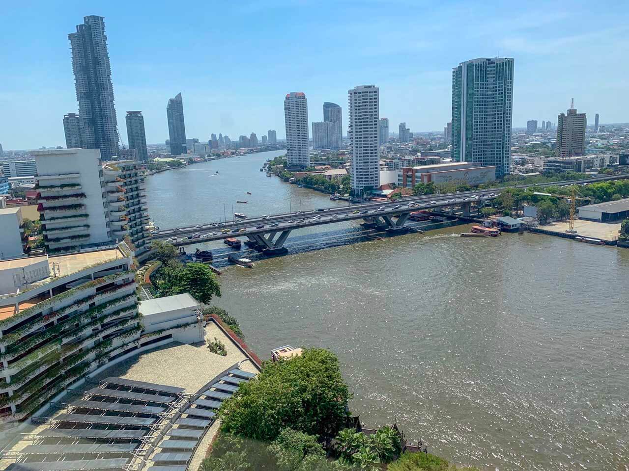 Vista do quarto para o rio Shangri-la Bangkok